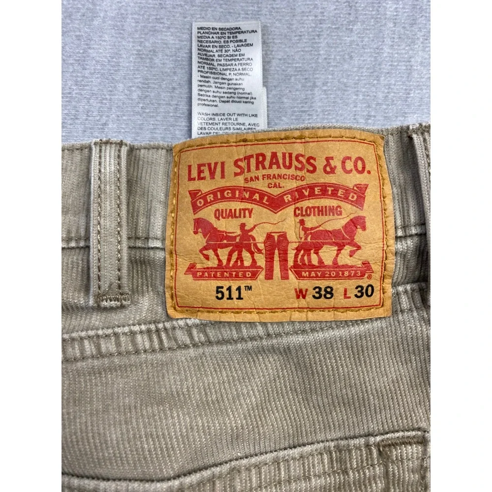 Levis 511 Slim Fit Corduroy Pants Mens 38x30 Tan Khaki Fine Wale 04511-2305